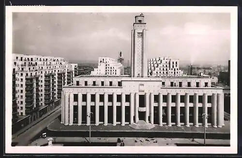 AK Villeurbanne, L`Hôtel de Ville et la place Albert Thomas