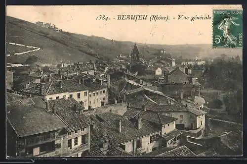 AK Beaujeu, Vue générale du village dans la vallée