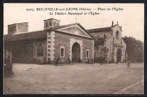 AK Belleville-sur-Saône, Le Théâtre Municipal et l`Église sur la Place de l`Église