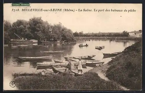 AK Belleville-sur-Saône, La Saône, Le port des bateaux de pêche