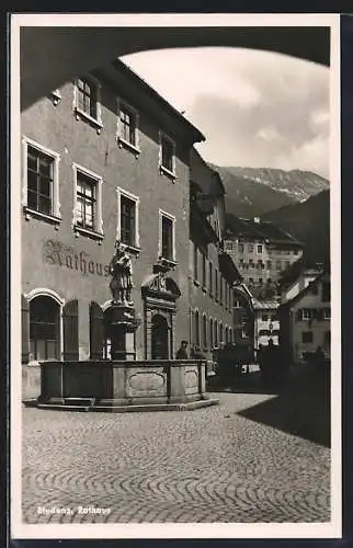 AK Bludenz, Strassenpartie mit Rathaus