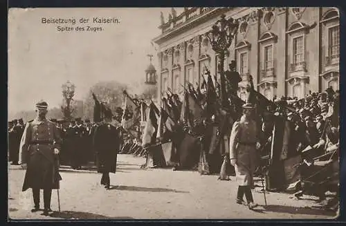 AK Beisetzung der Kaiserin, Spitze des Zuges