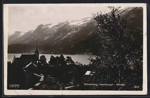 AK Ullensvang, Hardanger, Kirche gegen das Fjord