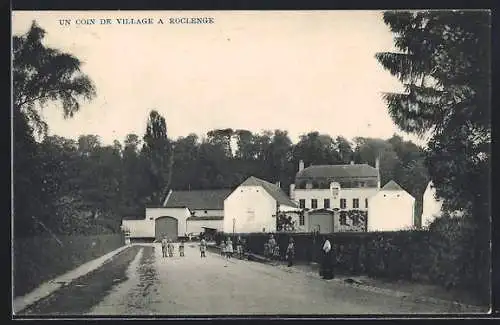 AK Roclenge-sur-Geer, Un coin de Village