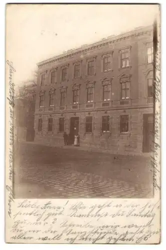 10 Fotografien Ansicht Wien, Gasthäuser, Kneipen, Geschäfts - & Wohnhäuser, Wiener Typen, Strassenansicht u.a.