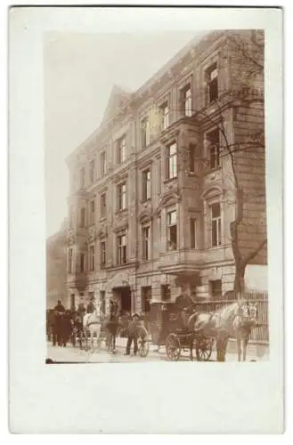 10 Fotografien Ansicht Wien, Gasthäuser, Kneipen, Geschäfts - & Wohnhäuser, Wiener Typen, Strassenansicht, Fassaden u.a.