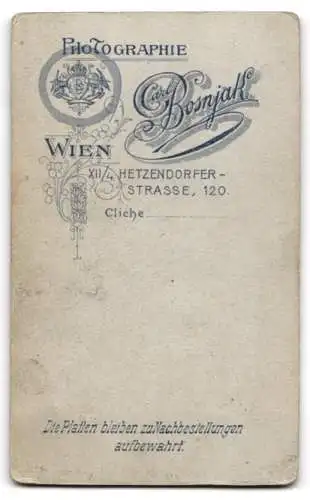 Fotografie Carl Bosnjak, Wien, Hetzendorferstrasse 120, Porträt eines kleinen Kindes