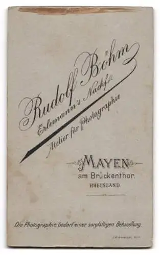 Fotografie Atelier Böhm, Mayen, am Brückenthor, Porträt einer jungen Frau