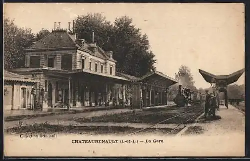 AK Chateaurenault /I.-et-L., La Gare, Bahnhof