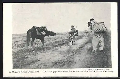 AK Un soldat japonais tirant son cheval blesse dans la prise de Kai-Ping, Russisch-Japanischer Krieg