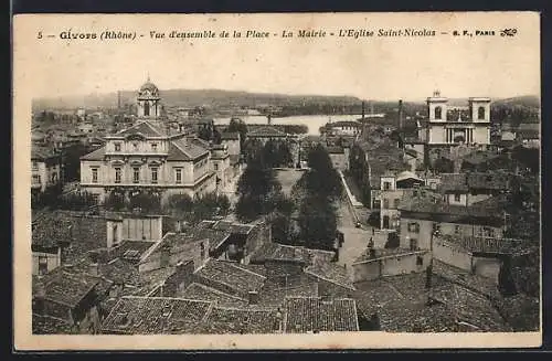 AK Givors, Vue d`ensemble de la Place, La Mairie, L`Église Saint-Nicolas