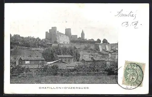 AK Châtillon-d`Azergues, Vue sur le château et le village environnant