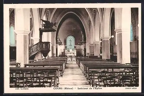 AK Cours, Intérieur de l`Église