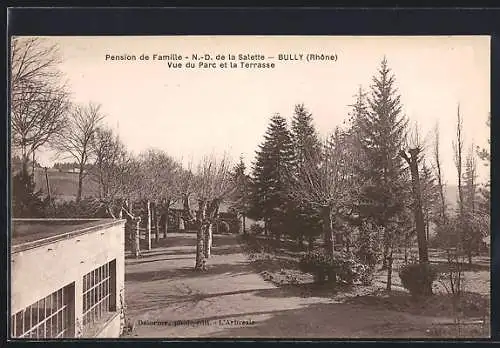 AK Bully, Vue du parc et de la terrasse de la Pension de Famille N.-D. de la Salette