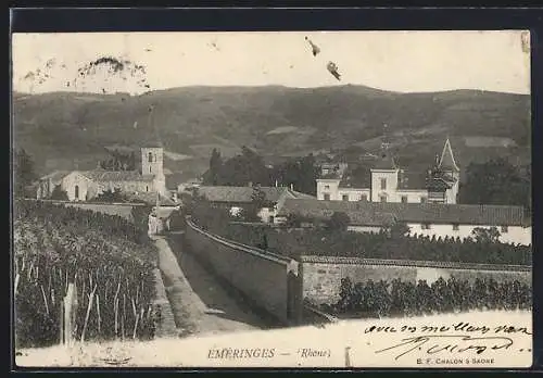 AK Émeringes, Vue sur le village et les vignobles environnants