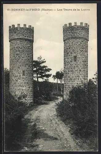 AK Saint-Bonnet-le-Froid, Les Tours de la Lucère