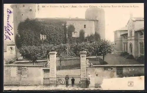 AK Alix, Le vieux Château, Anciennes Tours des Comtes de Lyon