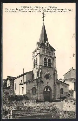 AK Brussieu, L`Église élevée par Jacques Cœur avec écusson de Charles VII