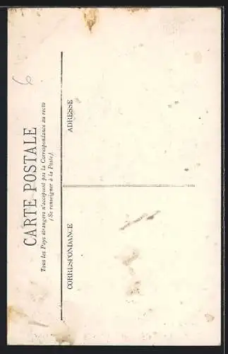 AK Saint-Bonnet-le-Froid, La Tour Carrée