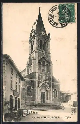 AK Dardilly-le-Bas, L`Église imposante au cœur du village