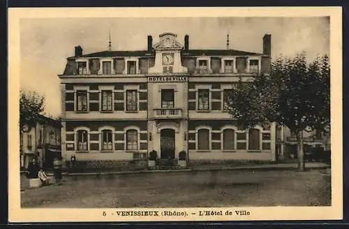 AK Vénissieux, L`Hôtel de Ville