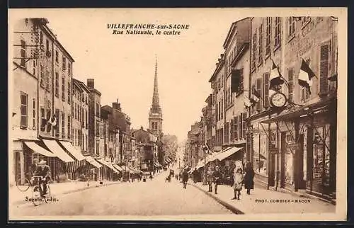 AK Villefranche-sur-Saône, Rue Nationale, le centre