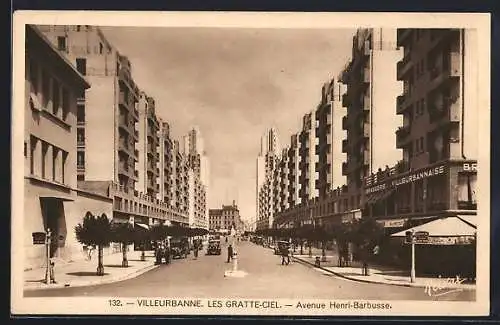 AK Villeurbanne, Les Gratte-Ciel, Avenue Henri-Barbusse