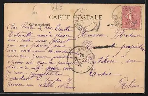AK Fleurieux-sur-l`Arbresle, La Place avec quelques passants