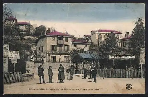 AK Charbonnières-les-Bains, Sortie de la Gare