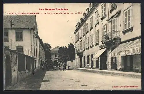 AK Oloron-Ste-Marie, La Mairie et l`Avenue de la Halle