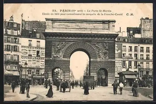 AK Paris, La Porte Saint-Martin, Partie mit Strassenleben