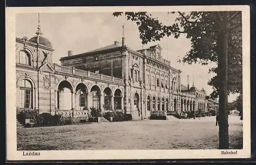 AK Landau / Pfalz, Ansicht vom Bahnhof