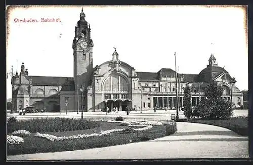 AK Wiesbaden, Blick zum Bahnhof