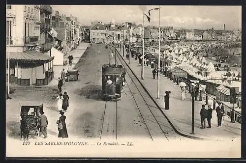 AK Les Sables-d`Olonne, Le Remblai, Strassenbahn