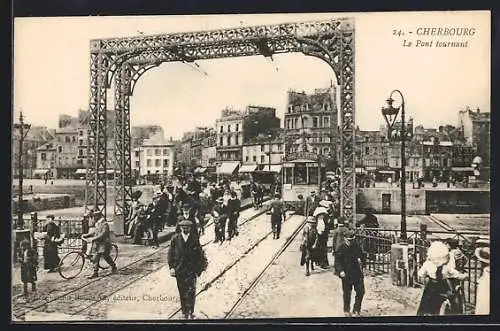 AK Cherbourg, Le Pont tournant, Strassenbahn