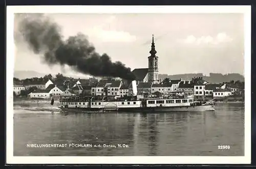 AK Pöchlarn a.d. Donau, Binnenschiff Franz Schubert vor der Kirche