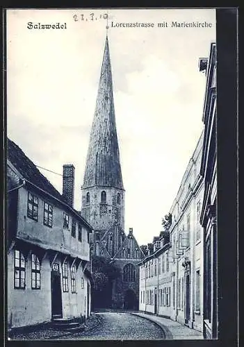 AK Salzwedel, Lorenzstrasse mit Marienkirche