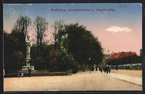 AK Rendsburg, Lornsendenkmal und Jungfernstieg Ecke Bahnhofstrasse