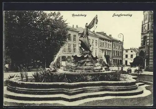 AK Rendsburg, Strasse Jungfernstieg mit Brunnen