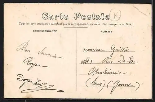 AK Vernou-en-Sologne, Château de Villeneuve et son parc verdoyant