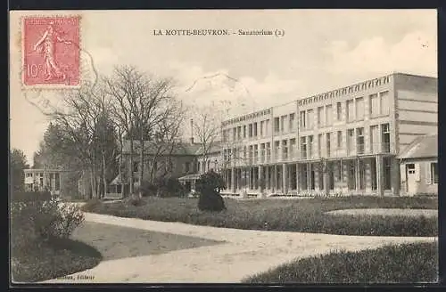 AK La Motte-Beuvron, Sanatorium et allée bordée d`arbres