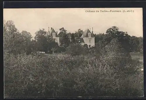 AK Tertre-Fourreau, Château du Tertre entouré de verdure