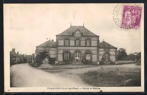 AK Chauvigny, École et Mairie