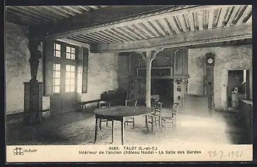 AK Talcy, Intérieur de l`ancien château féodal, La Salle des Gardes