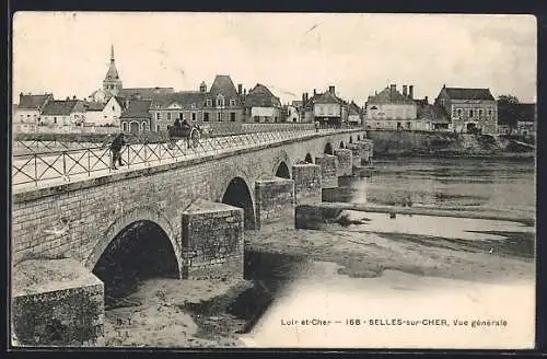 AK Selles-sur-Cher, Vue générale du pont et du village