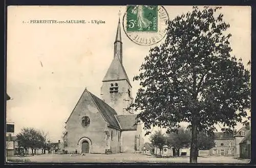 AK Pierrefitte-sur-Sauldre, L`Église et la place centrale