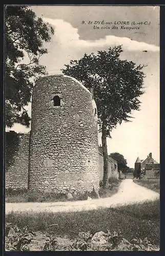 AK Saint-Dyé-sur-Loire, Un coin des Remparts