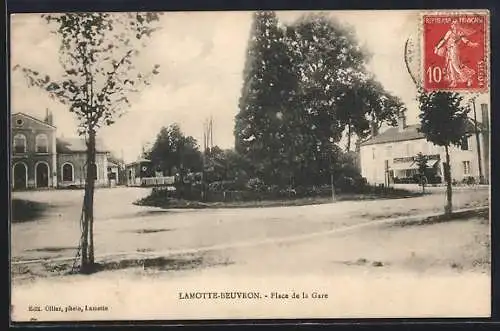 AK Lamotte-Beuvron, Place de la Gare