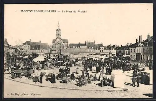 AK Montoire-sur-le-Loir, La Place du Marché