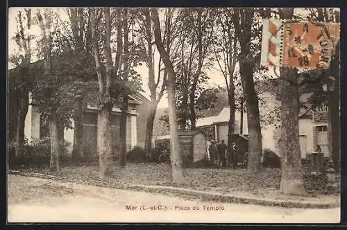 AK Mer, Place du Temple avec arbres et bâtiments adjacents